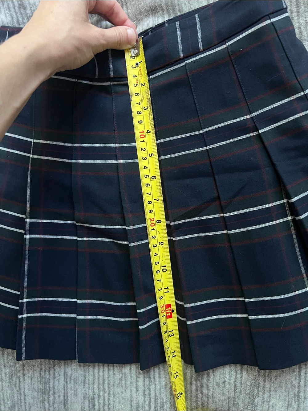 School girl Jennifer’s Body skirt - Picture 4 of 5